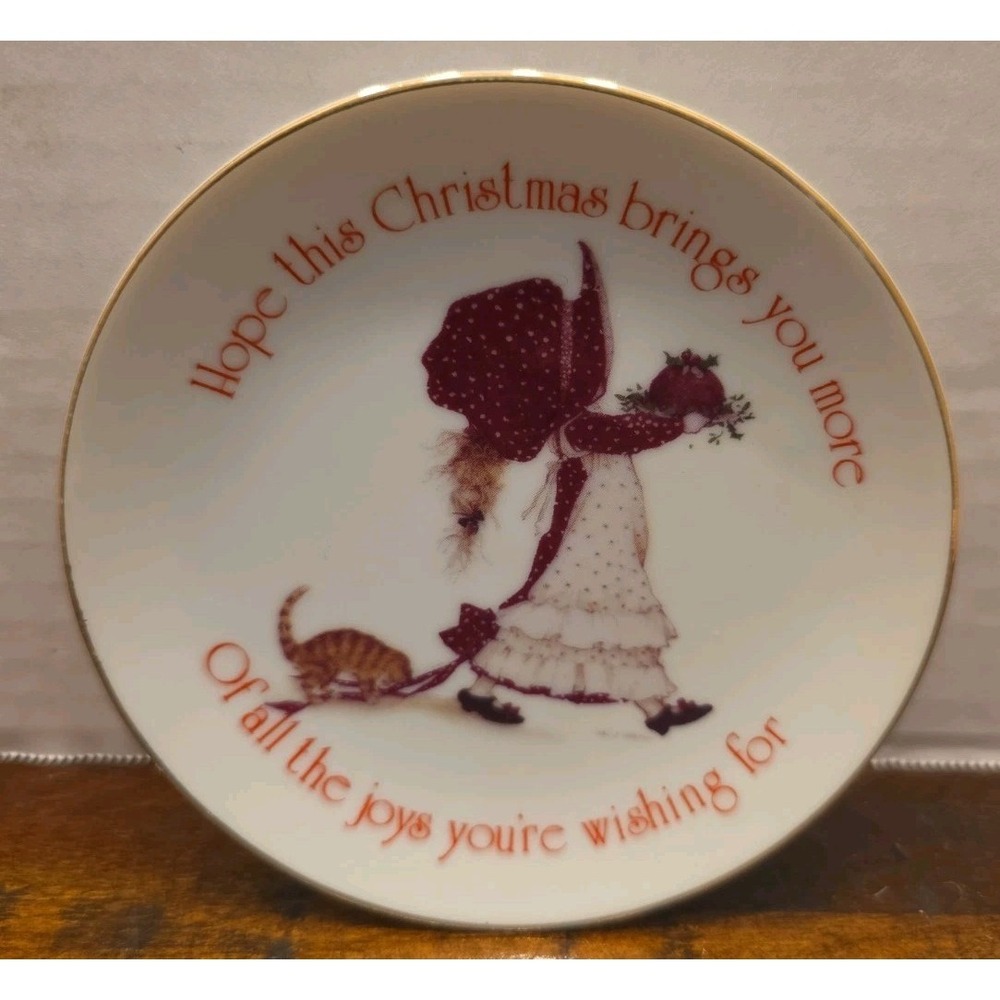 Vintage Holly Hobbie Christmas Treasures Mini Plate Cat Kitten Gold Trim